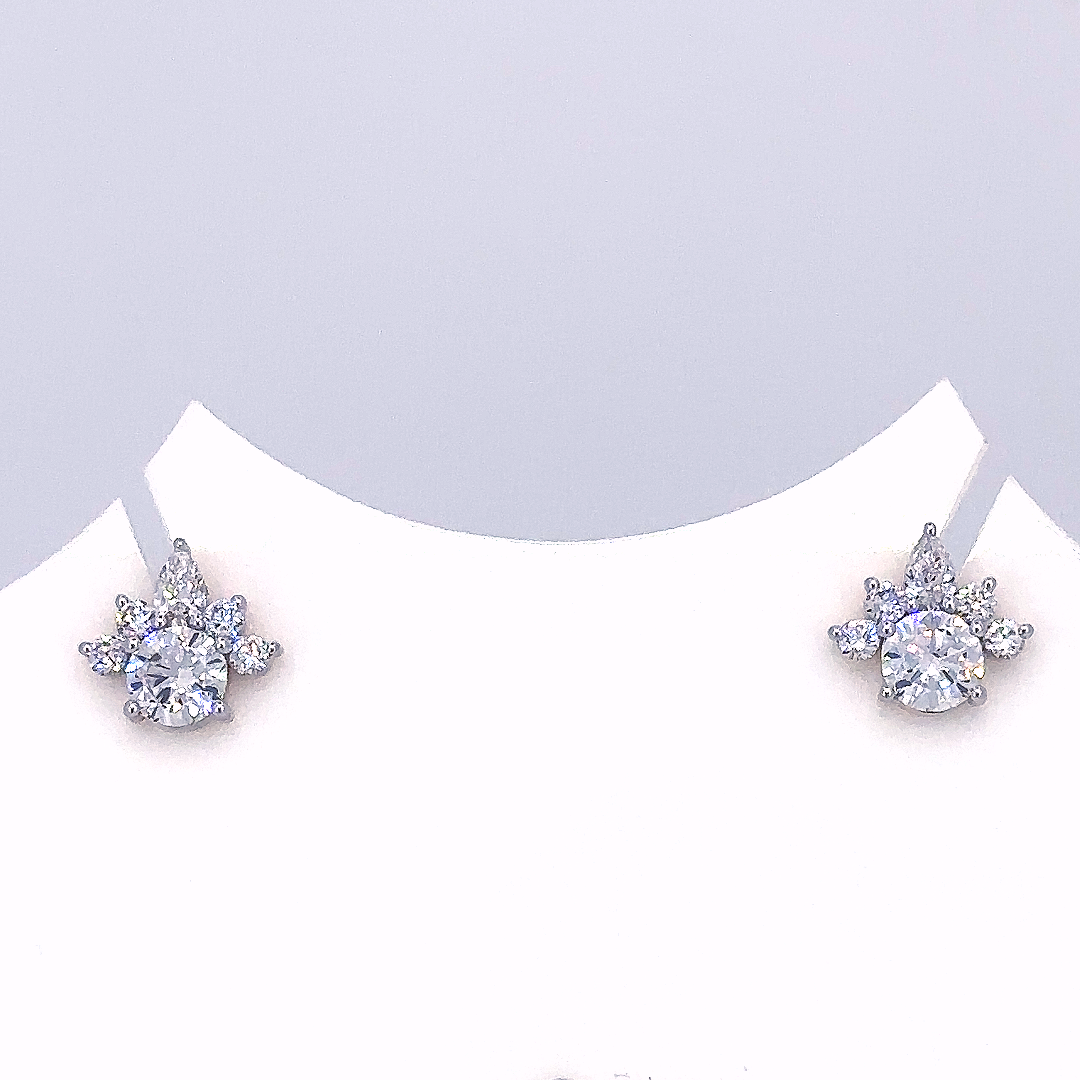 18K Gold Round Lab Diamond Cluster Stud Earrings